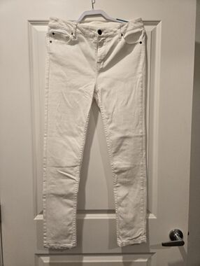 Matilda Jane Women's White Skinny Jeans - Size 12